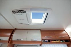 Dometic Freshlight 2200 Caravan Motorhome Air Conditioner -Outlet Kitchen Store freshlight1600 install 22328.1513009035